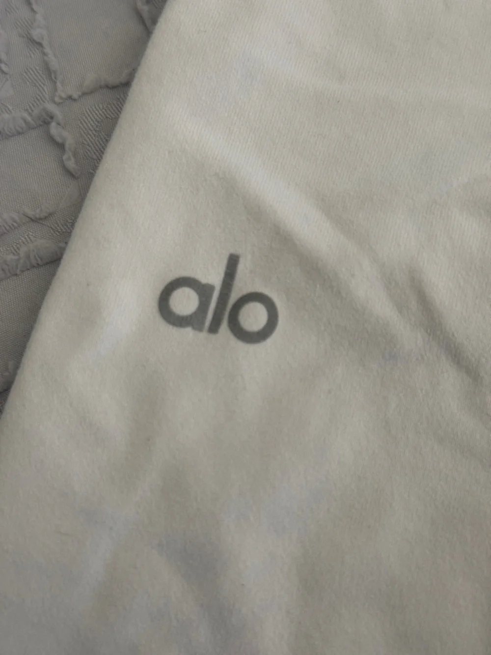 ALO high waisted leggings - Picture 4 of 6